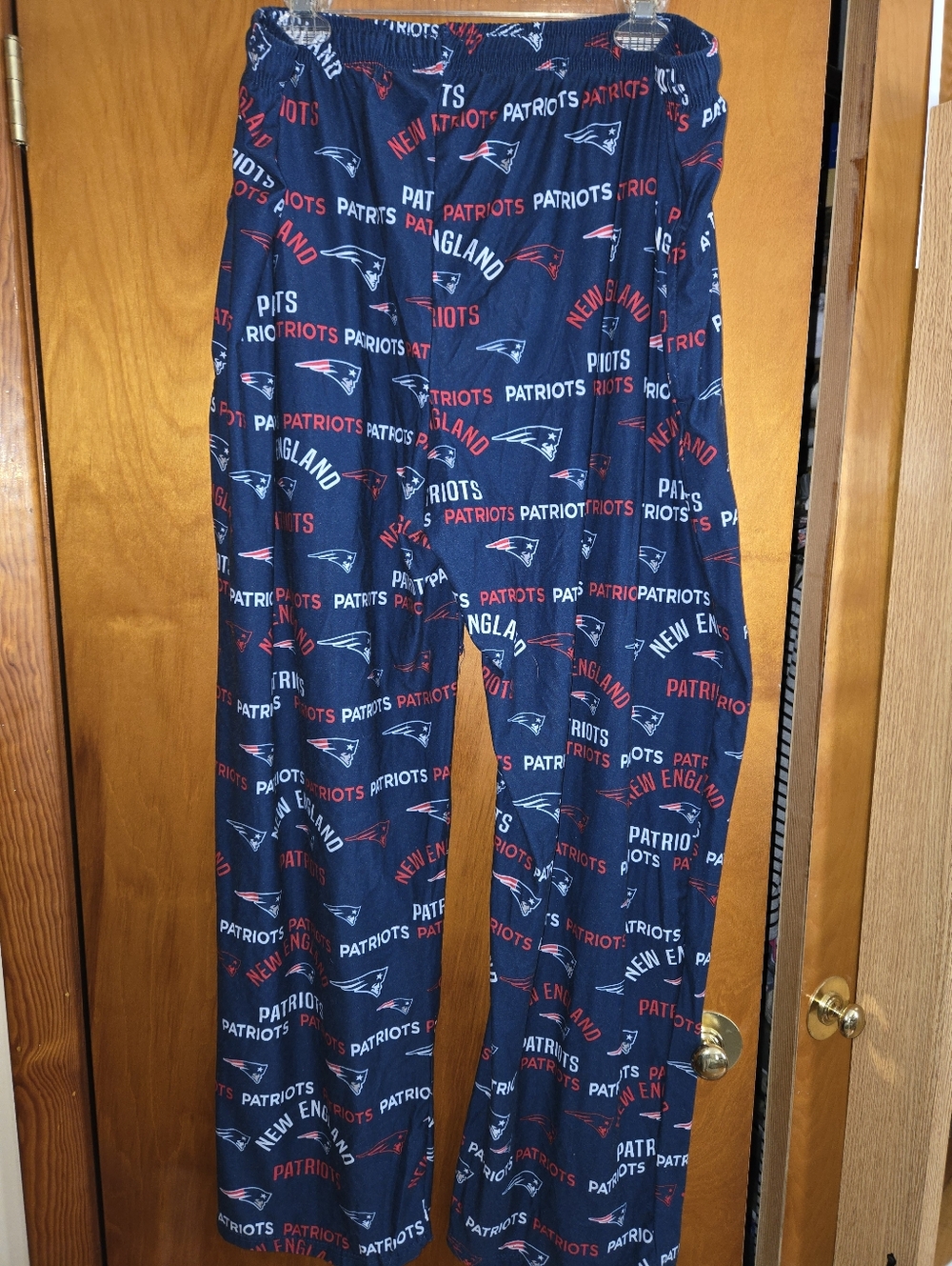 Patriots -Team Apparel Navy and Red Mens Pajama Pants - XXL - Picture 3 of 3